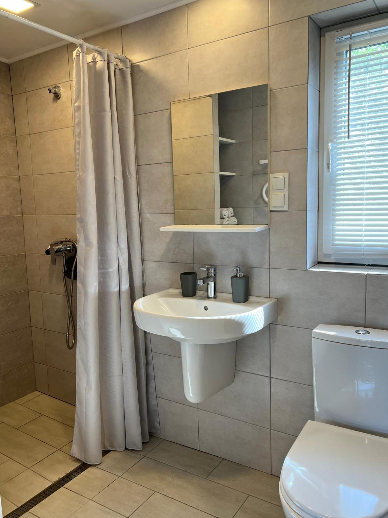 Сottage "Family Estate" Villa Kamyanets-Podilski Dış mekan fotoğraf